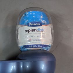 Petmate Filtered Water Pet Waterer