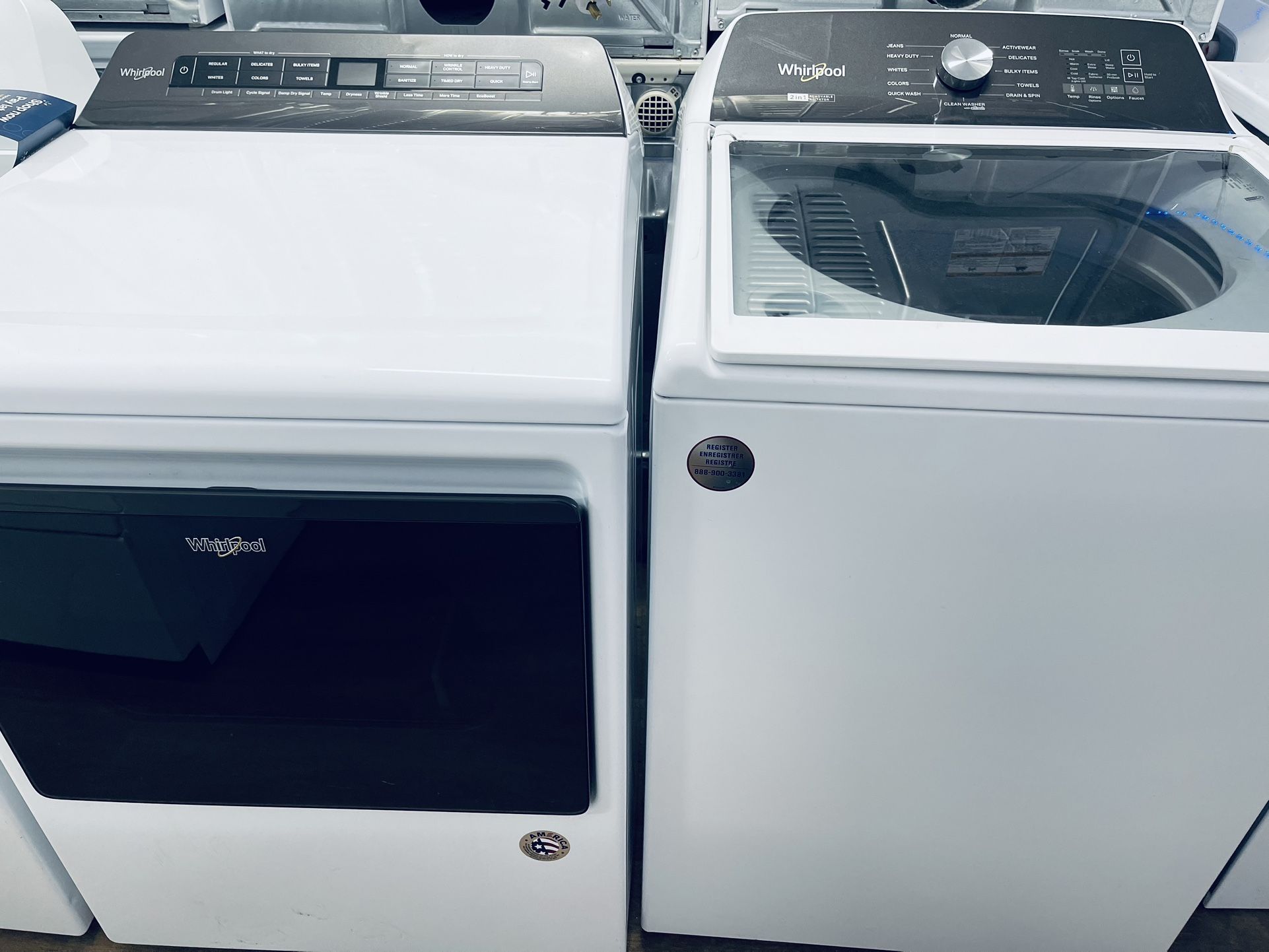 Whirlpool White Washer And Dryer Set With Removable Agitator