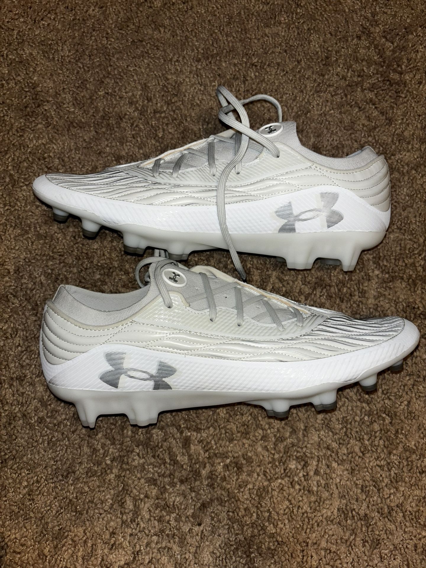 Soccer Under Armour Magnetico Elite 4 Sz 10.5M Fg Mercurial/ tiempo/predator/f50