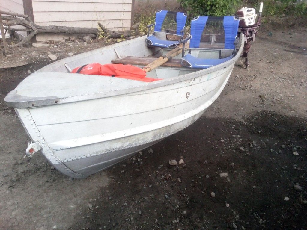 12' Seamaid Aluminum Boat 
