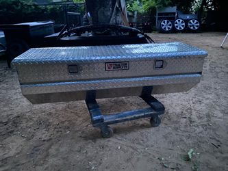 TOOL BOX SEMINUEVA