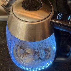 Sur La Table Digital Kettle with Infuser – SLT-4408