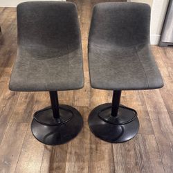 2 Chairs