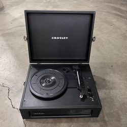 🎵 Crosley Record Player (CR8017A-BK) – Great Condition – $40
