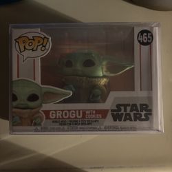 Funko Pop Star Wars: Grogu (with Cookies) #465 With Protector