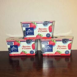 2 count Glade Candles (Berries  & Cream) - $3.50 Each- x Streets Ray and Higley 