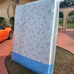 NEW QUEEN PILLOW TOP MATTRESS/ DELIVER AVAILABLE NOW/ HABLAMOS ESPAÑOL/ ENTREGA INMEDIATA