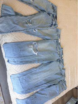 Hollister jeans