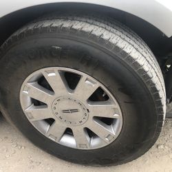 2004 Lincoln Navigator Base 8 Cyl 5.4L Full Wheel Set Car Parts