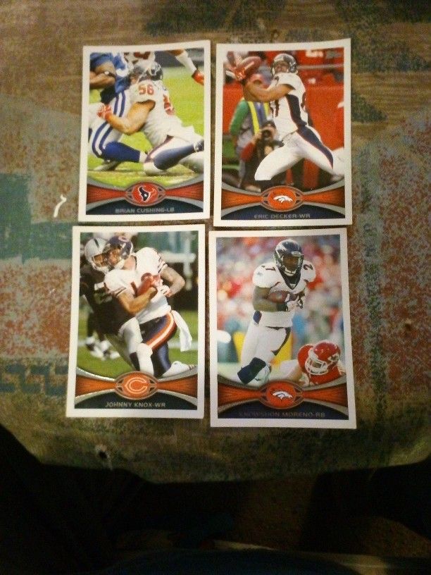 Topps Football Player Cards 2012 8 Cards