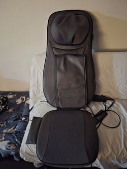 Massage machine  with heat