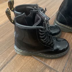 little girls' dr martens Boot