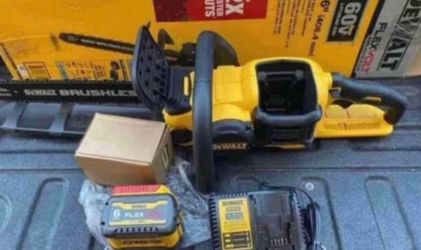 DEWALT GOV MAX 16in. Brushless Cordless Battery Powered Chainsaw Kit with (1) FLEXVOLT 6Ah Battery