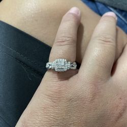 10k white gold engagement ring 
