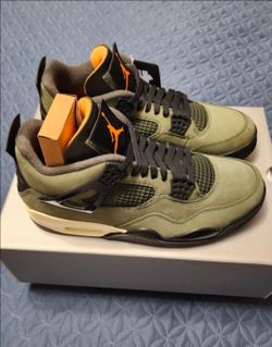 Air Jordan 4 x Undefeated  Size 10 Men