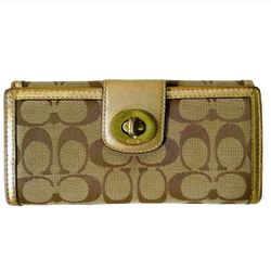 Coach Signature Wallet.