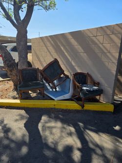 Sofa GONE, TRASH gone