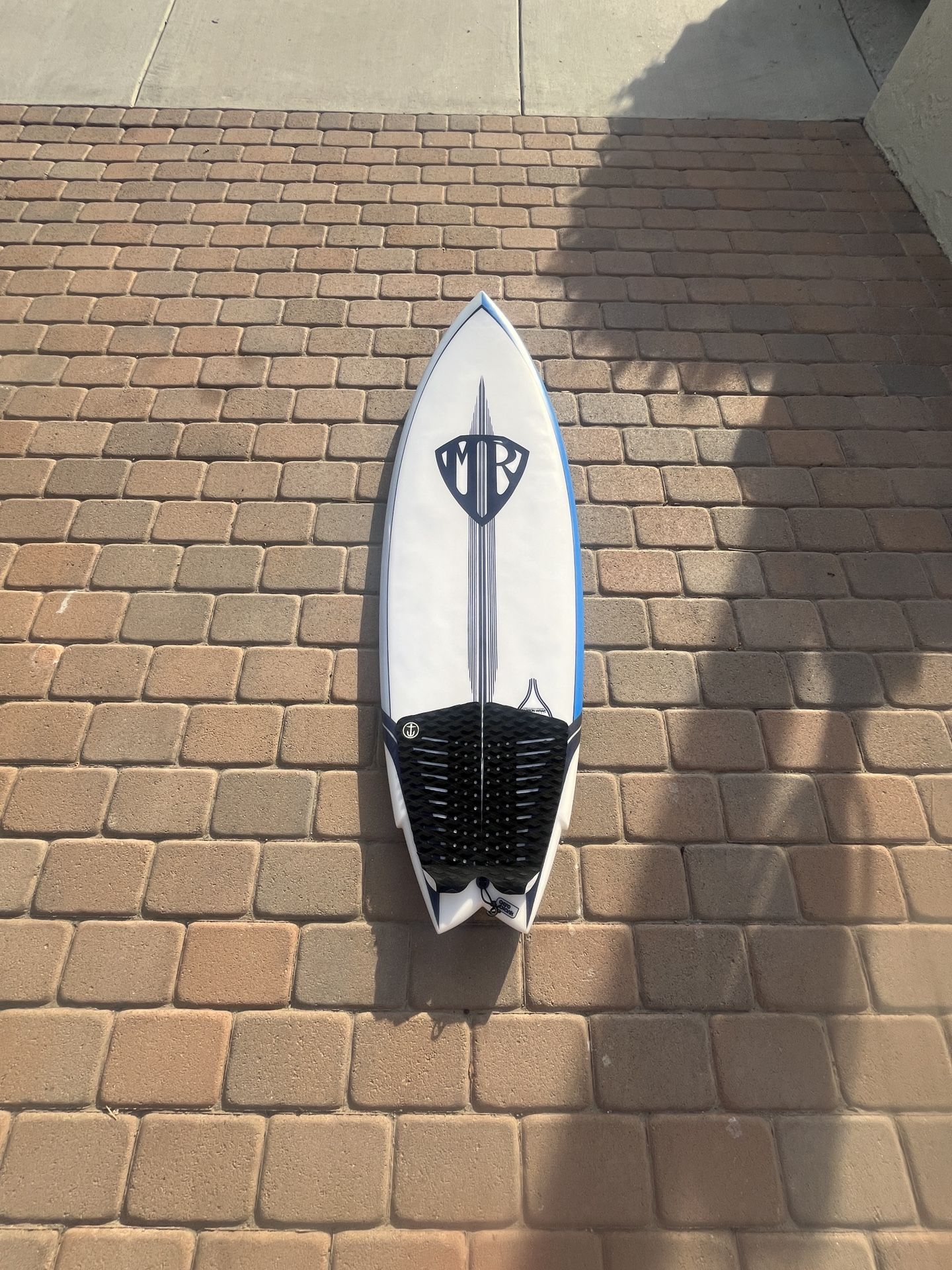 Mark Richards MR 1980 Retro Pro Carbon Wrap Surfboard Shortboard 5’6