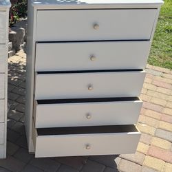 White Chest 5 Drawer Dresser New