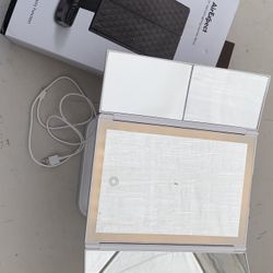 Trifold Led Mirror