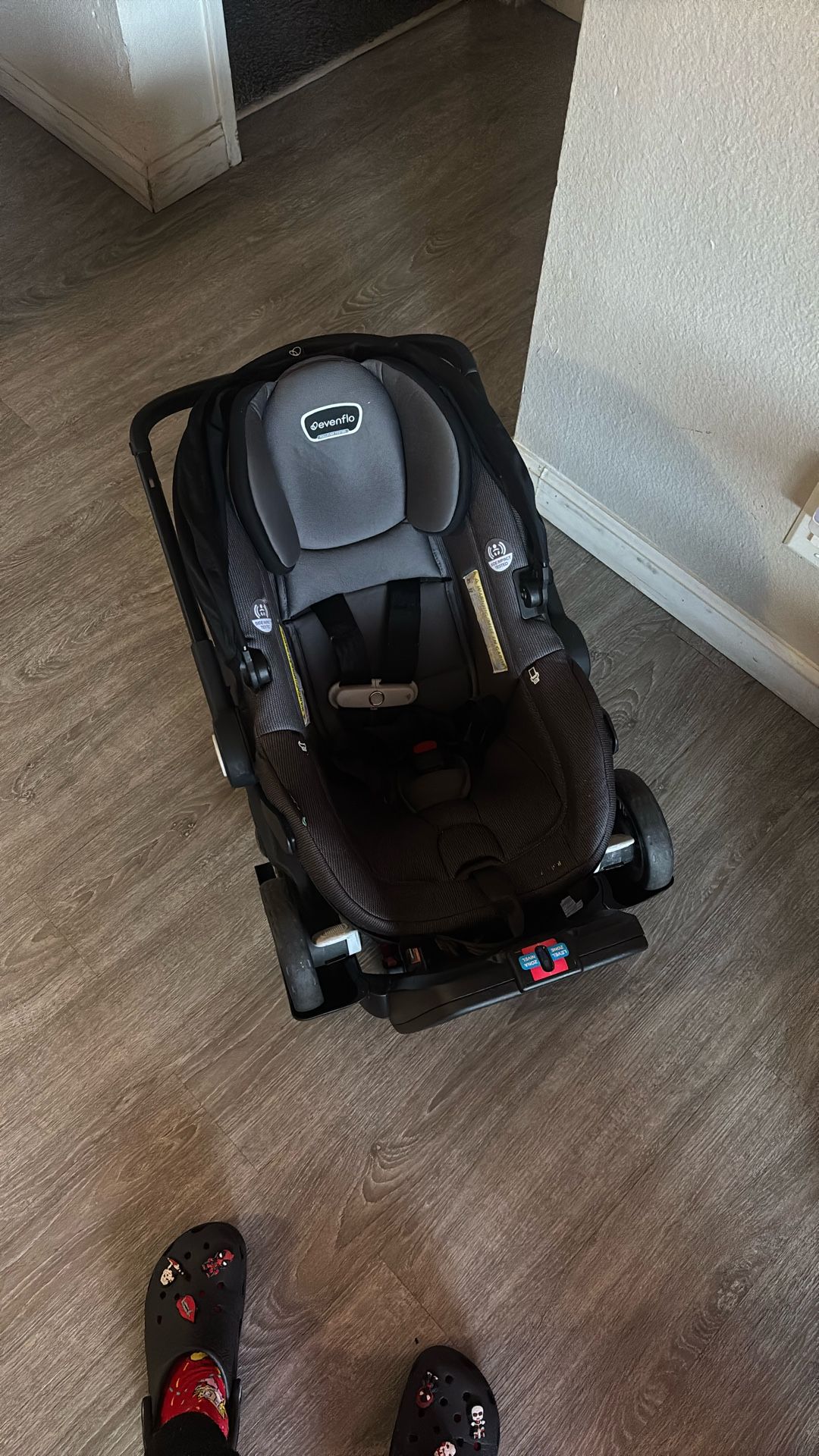 Evenflo Shyft Dual Ride 