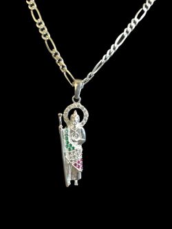 Silver pendant and chain