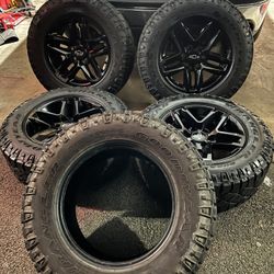 18” Chevy 6lug Wheels And Tires 