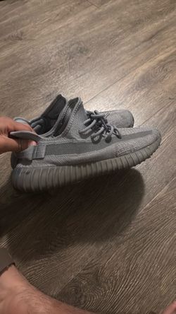 Yeezy 350 grey