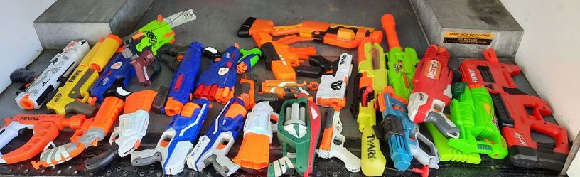 Nurf guns lot