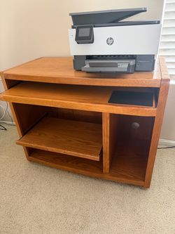 Oak Wood Computer Desk with Pull-Out Keyboard Tray
