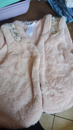 Fur vest size 6