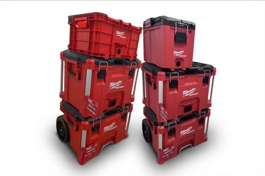 Milwaukee PACKOUT Rolling Tool Box Bundle