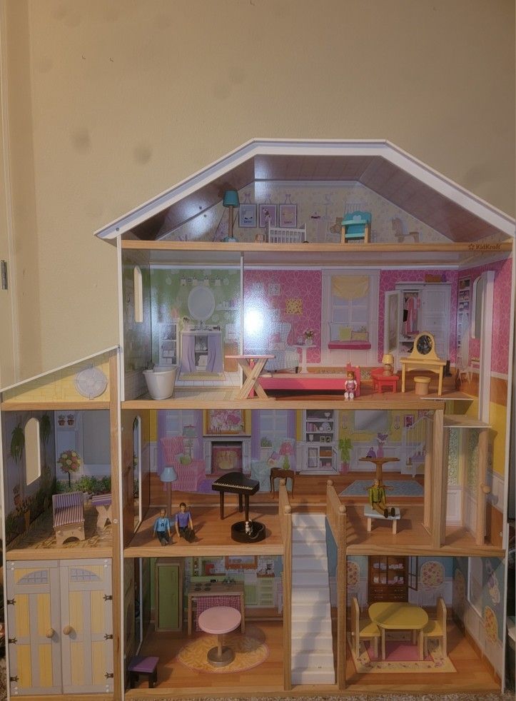 Dollhouse