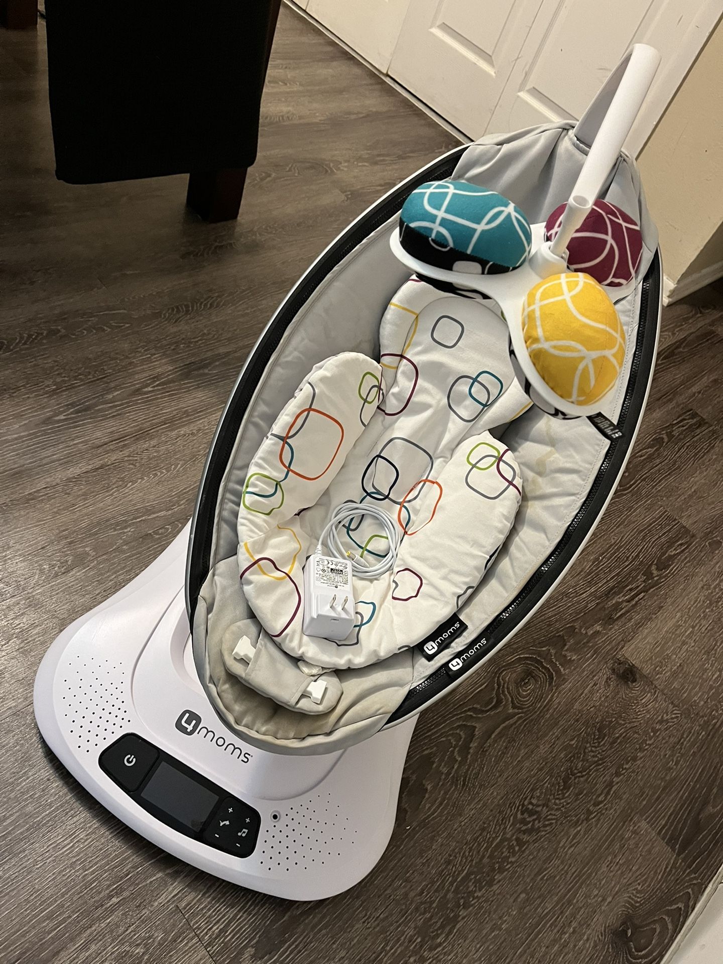 Mamaroo 4