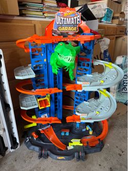 Hot wheels track