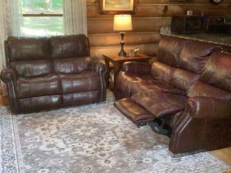 Flex Steel leather Couch and loveseat with electric recliners