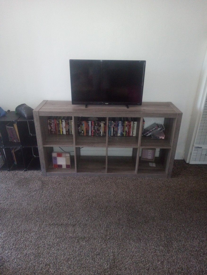 Entertainment Center With Philips TV And Dvds
