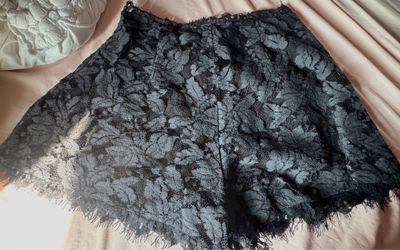 Luxel Black Shorts (M)