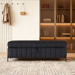 Black velvet Ottoman