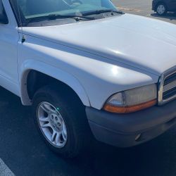 2004 Dodge Dakota