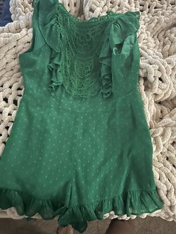 Beautiful Romper Green New OBO…🙂