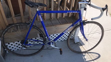 TREK 1500 USA ALUMINUM 24 inches wheels 700