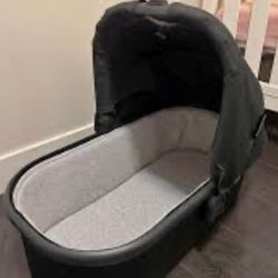 Upbaby bassinet V3
