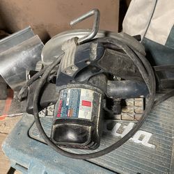 Bosch 7 1/4 Corded saw