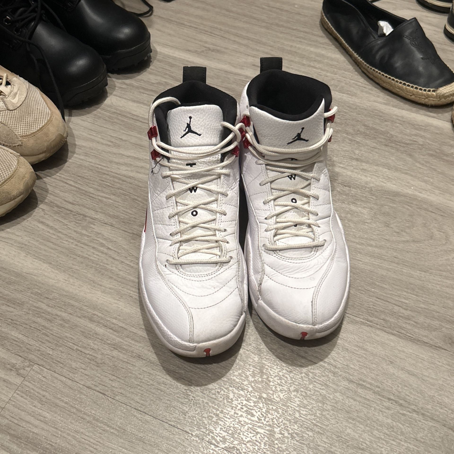 Jordan 12 “twist” Size 10