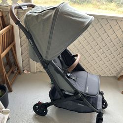 UPPAbaby Minu V2 Lightweight/Travel Stroller (Color- Gwen/Green Melange)