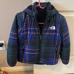 Boys North face Jacket Size 8 Reversible 