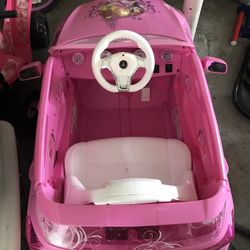 Barbie Car