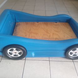 Little Tikes Race Car Bed 