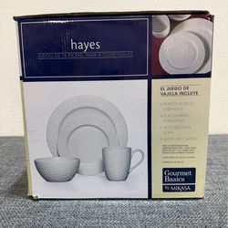 Mikasa Gourmet 16-Piece Dinnerware Set BRAND NEW